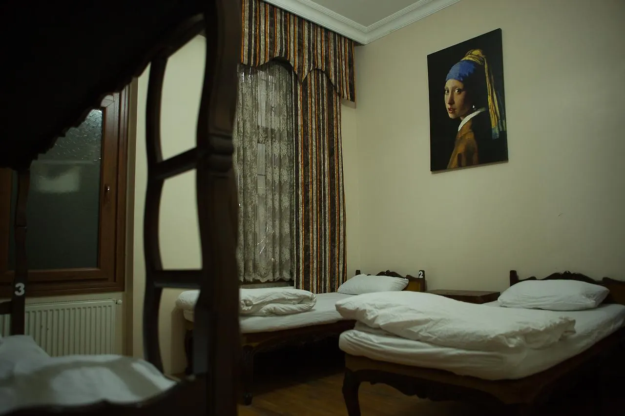 Chambers Of The Boheme Hostel Istanbul