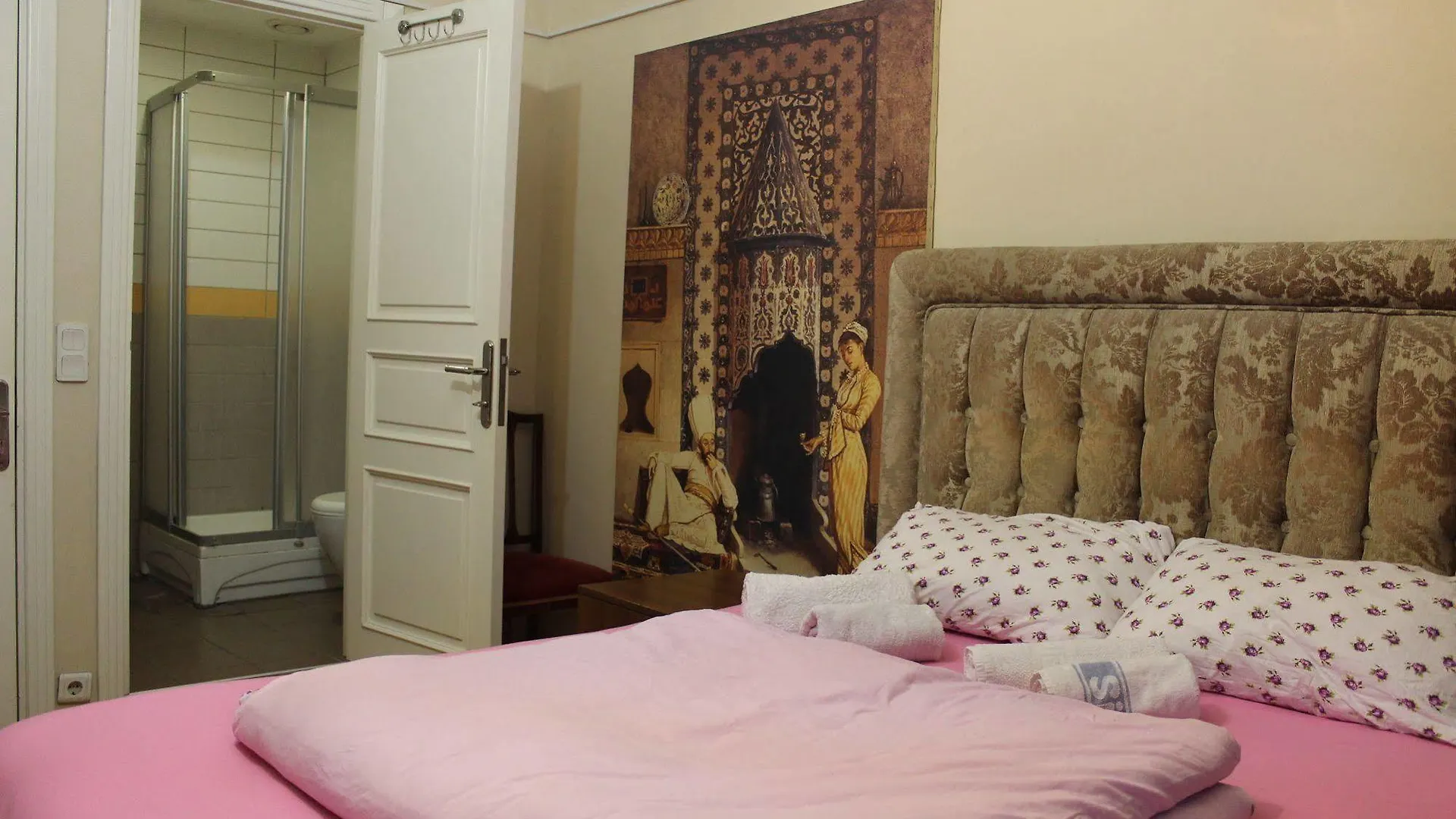 Chambers Of The Boheme Hostel Istanbul
